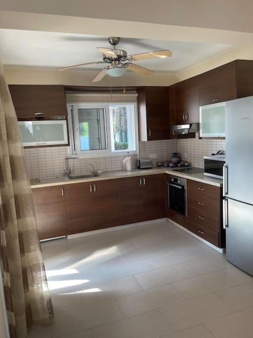 Nerina Apartment Paphos Exterior photo
